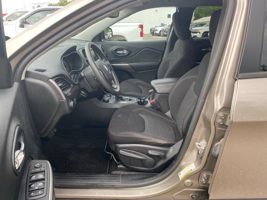 2021 Jeep Cherokee Latitude