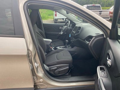 2021 Jeep Cherokee Latitude