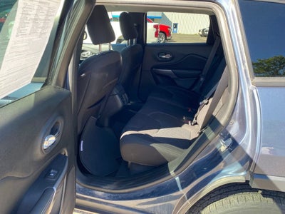 2021 Jeep Cherokee Latitude