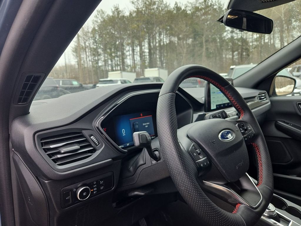 2025 Ford Escape ST-Line Select