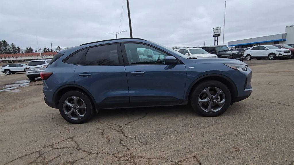 2025 Ford Escape ST-Line Select