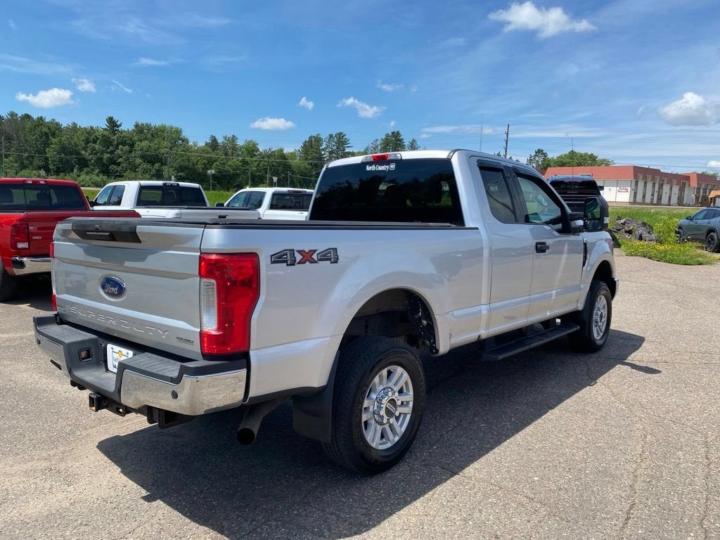 2017 Ford Super Duty F-250 SRW XLT