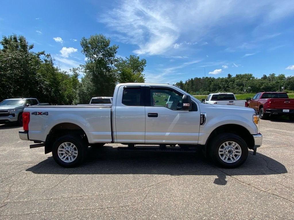 2017 Ford Super Duty F-250 SRW XLT