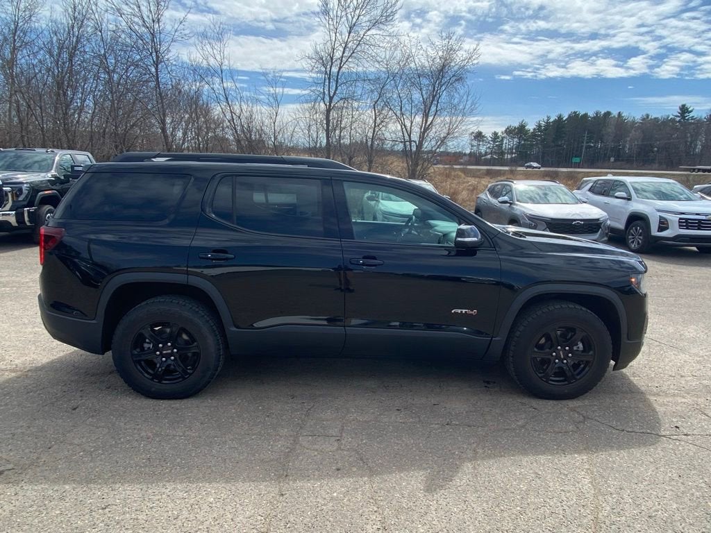 2021 GMC Acadia AT4