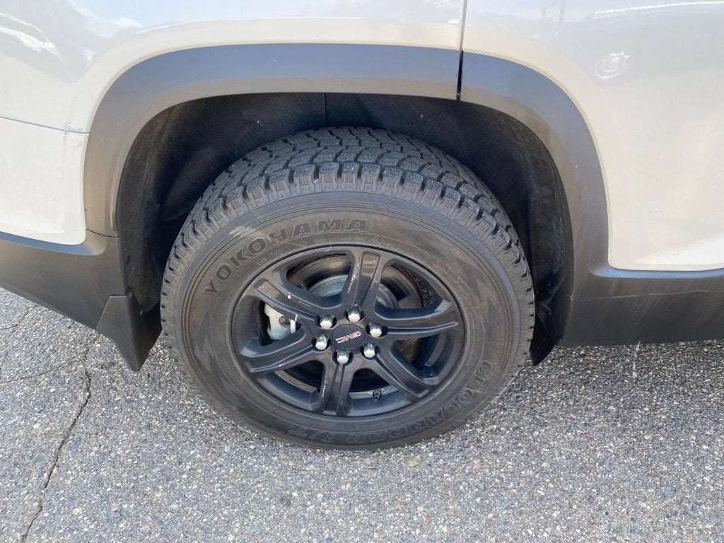 2020 GMC Acadia AT4