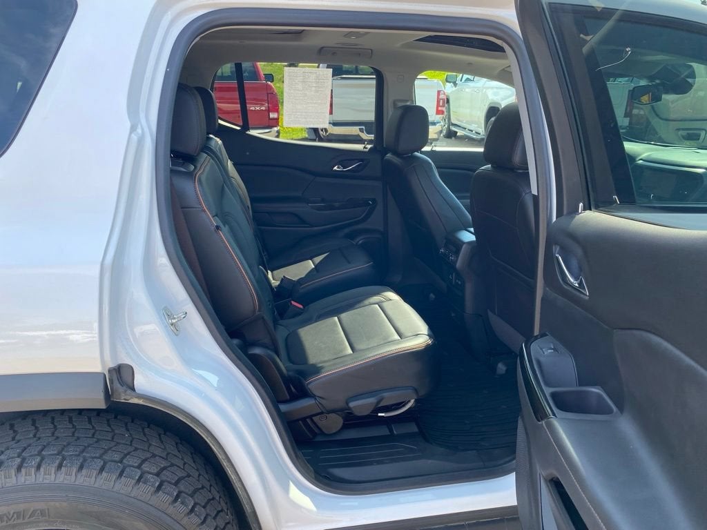 2020 GMC Acadia AT4