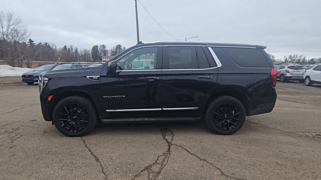2022 GMC Yukon SLT