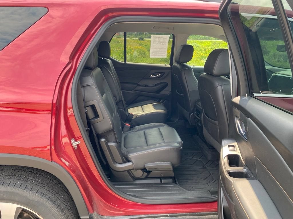 2021 Chevrolet Traverse LT Leather