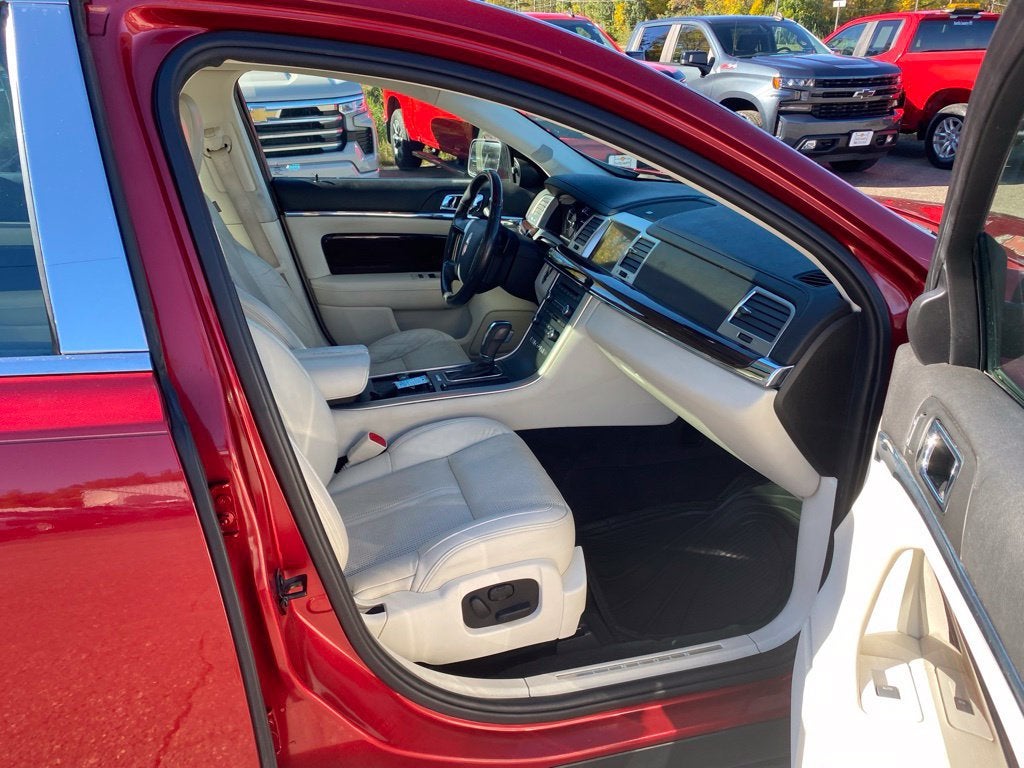 2012 Lincoln MKS w/EcoBoost