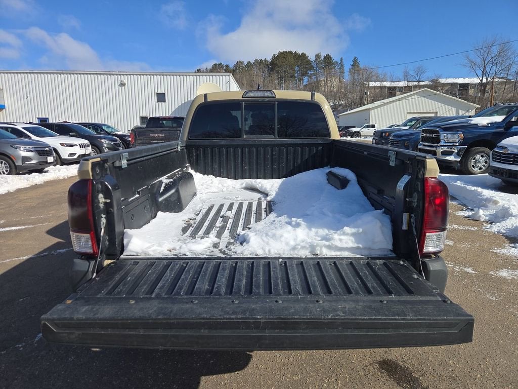 2016 Toyota Tacoma SR5